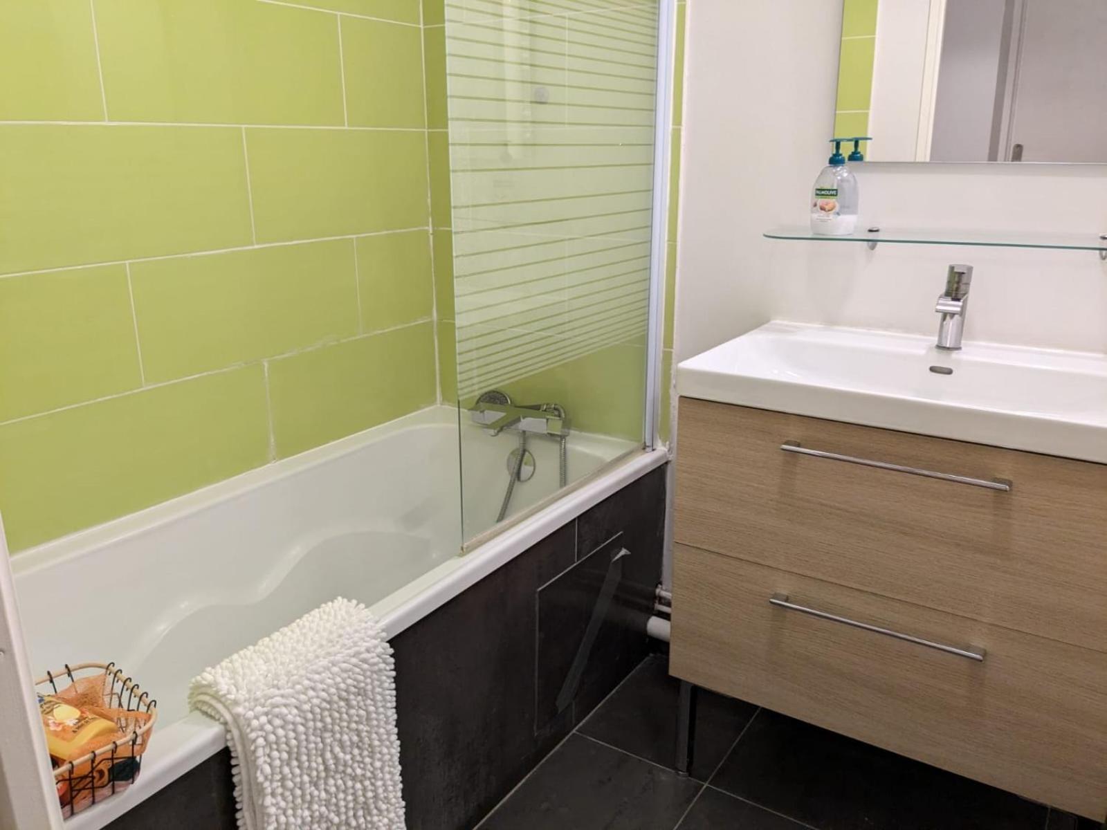 Appartement F3 Proche Disneyland Bussy-Saint-Georges Eksteriør billede